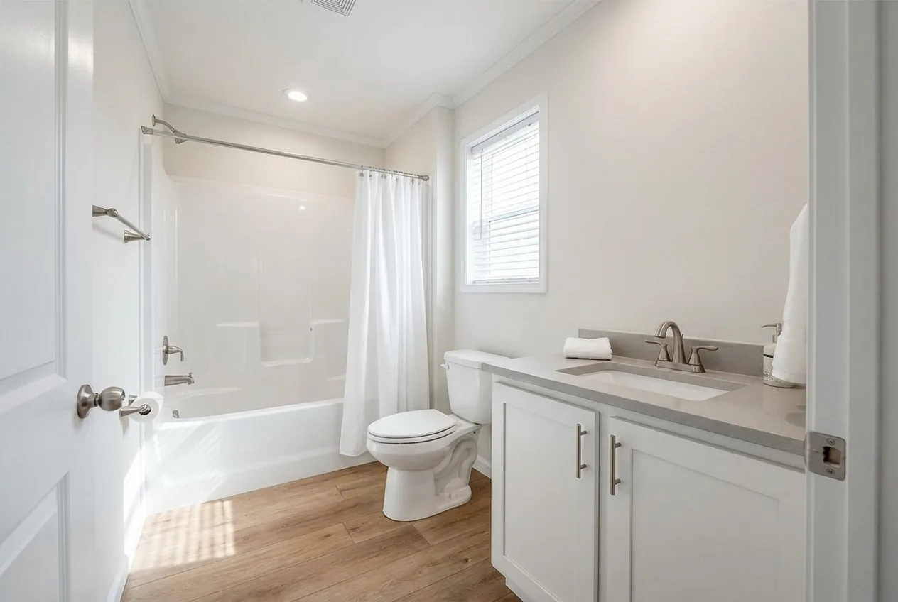 Illustration of the master bathroom in the Wilson 28714A (finishes and options may vary)